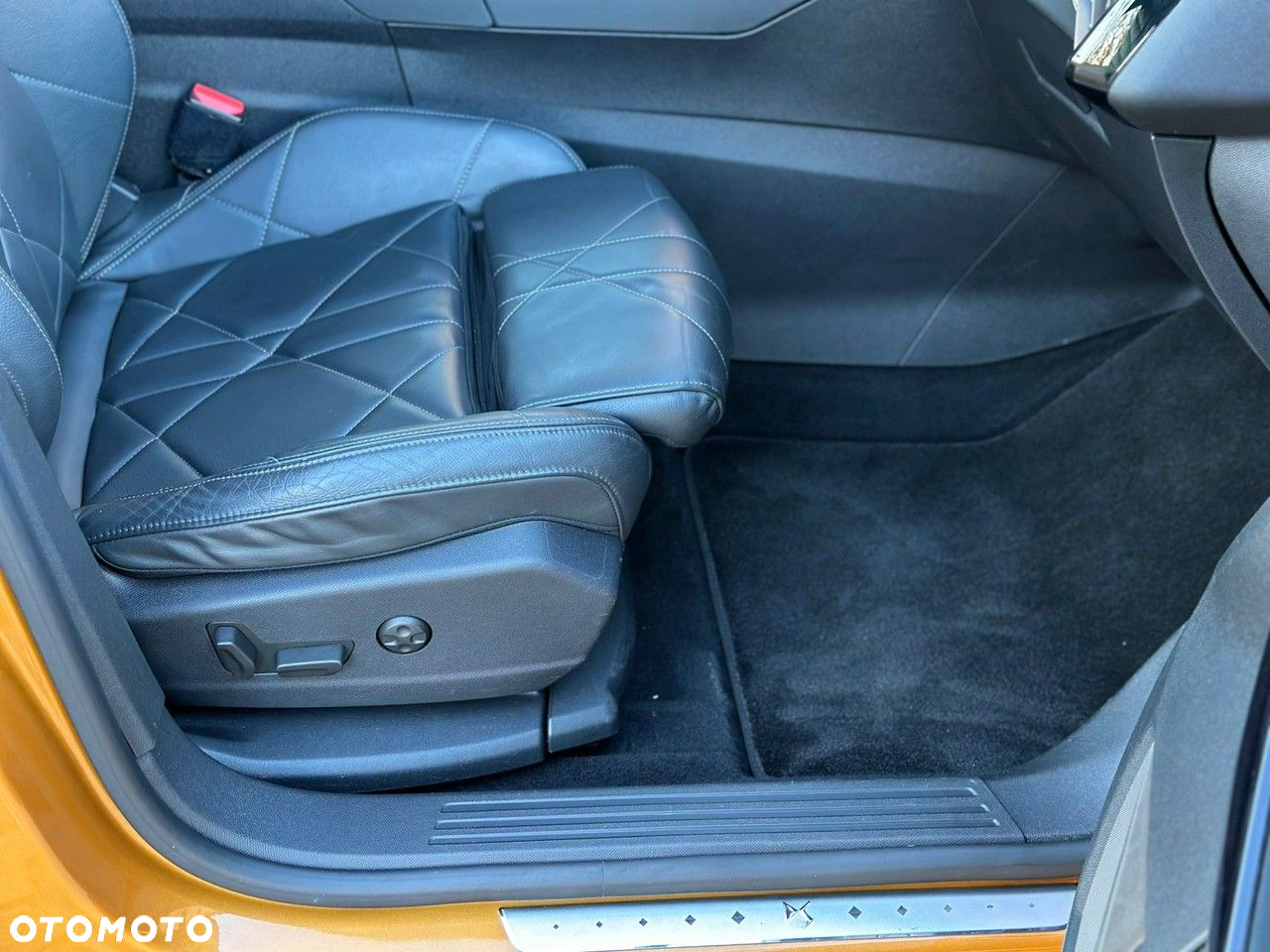 DS Automobiles DS 7 Crossback - 8