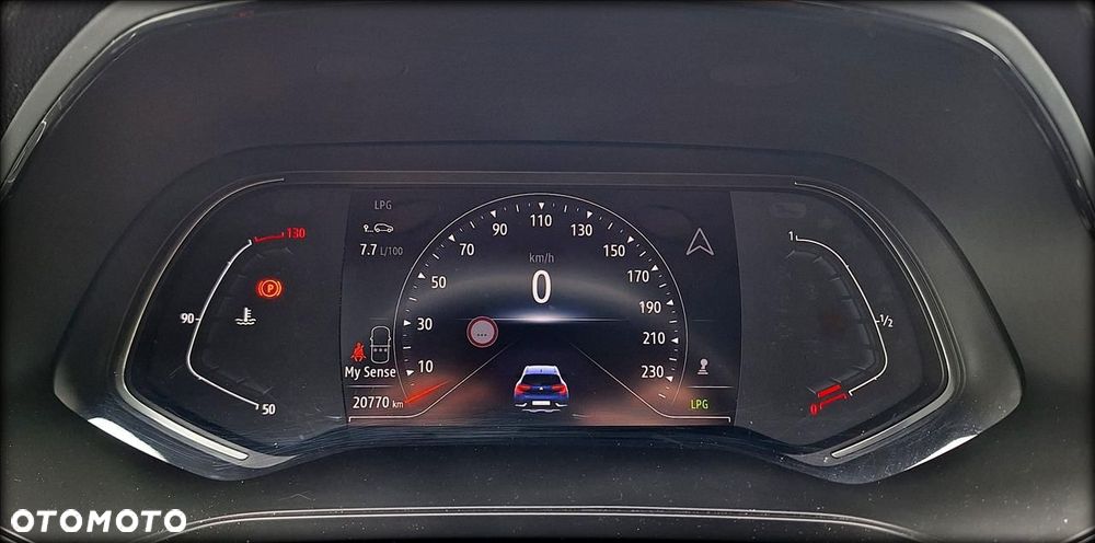 Renault Captur - 10