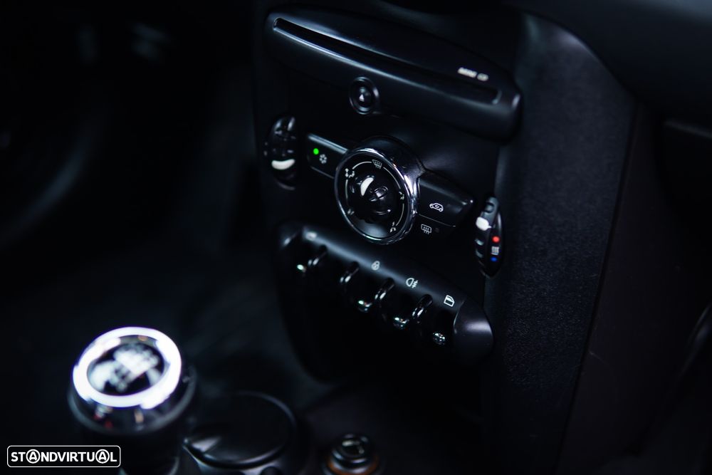 MINI 3 Portas Cooper D - 43