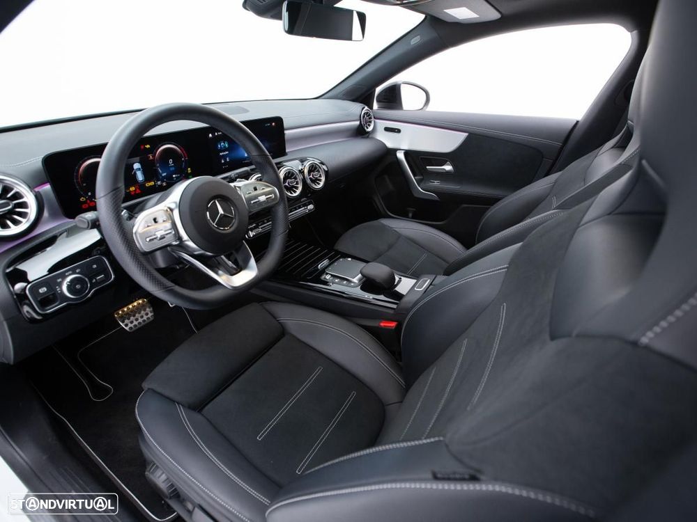 Mercedes-Benz CLA 250 e Shooting Brake AMG Line - 8