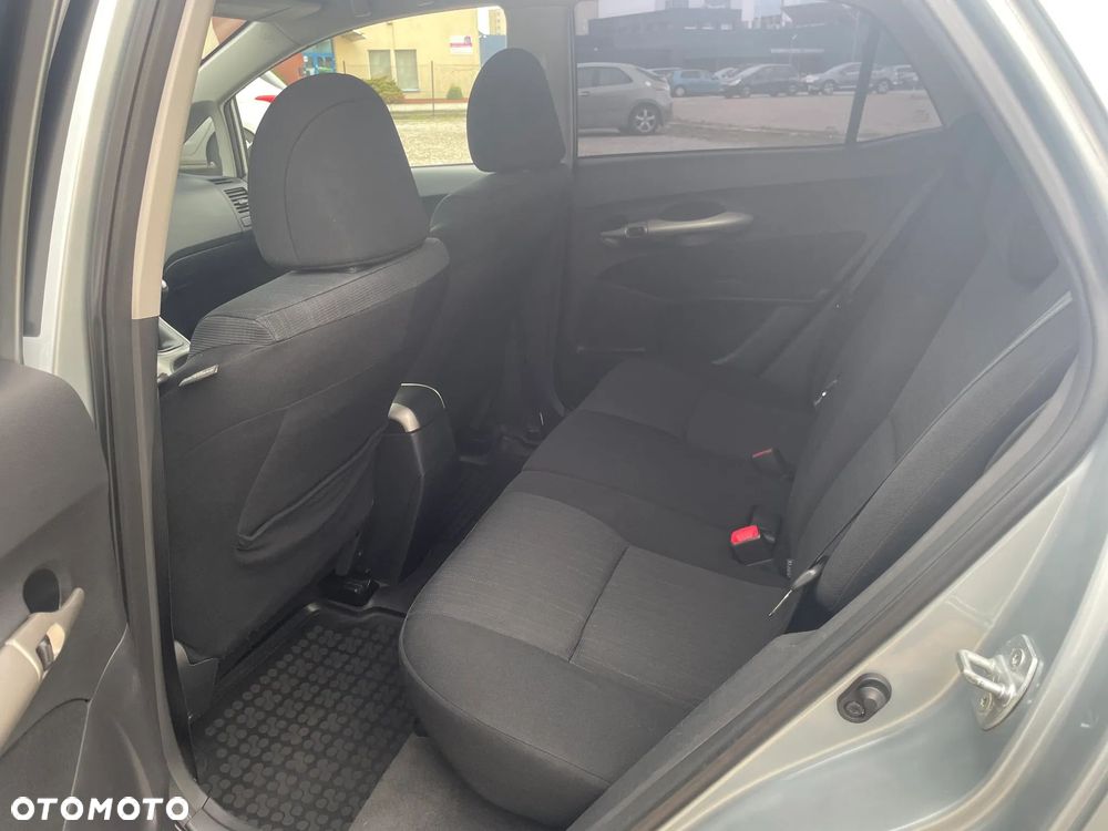 Toyota Auris 2.0 D-4D - 4