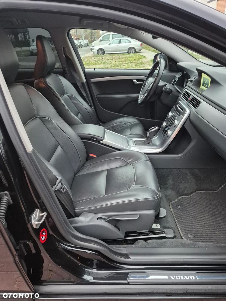 Volvo V70 D4 Geartronic Summum - 15