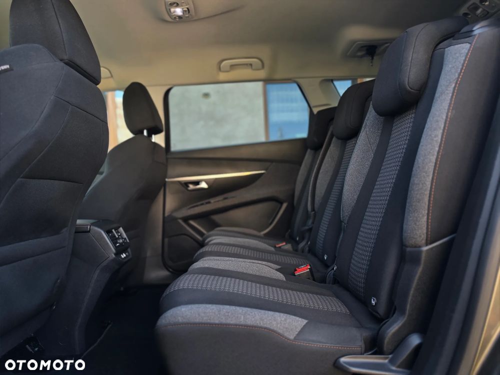 Peugeot 5008 - 20
