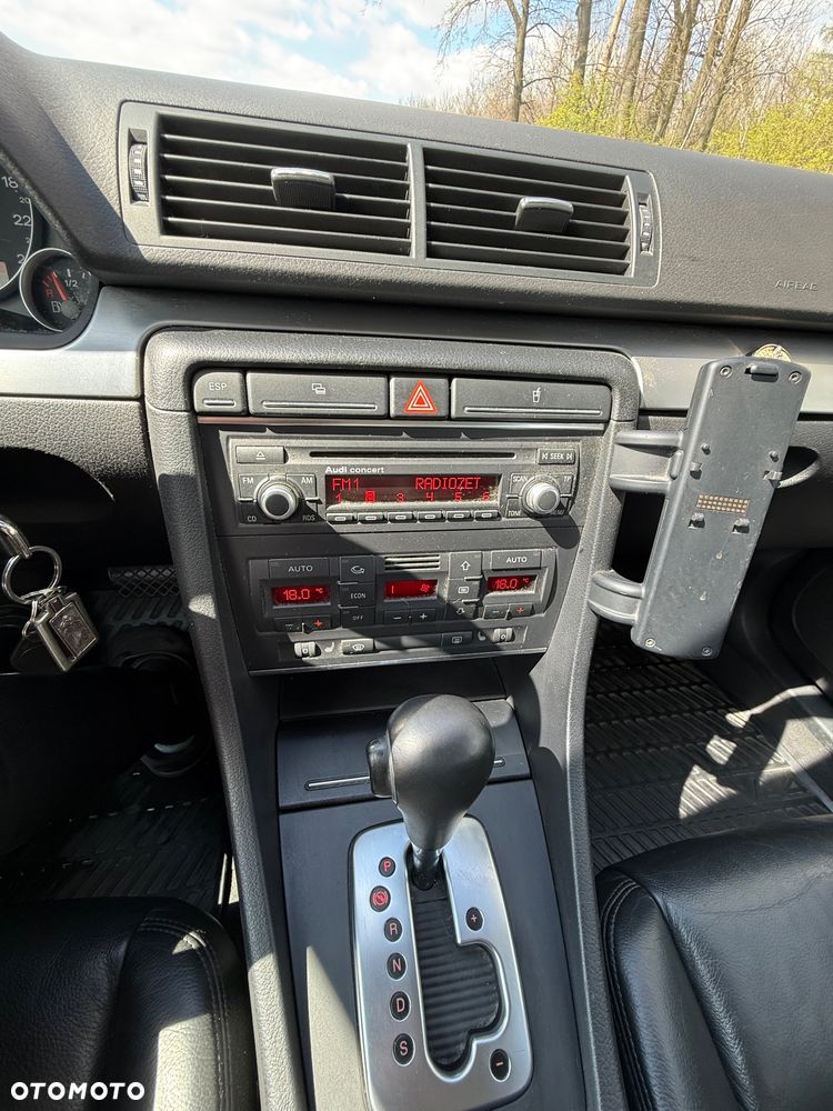 Audi A4 Avant 2.0 TDI Multitronic - 8