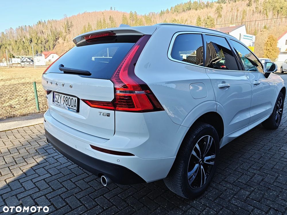 Volvo XC 60 T8 AWD Recharge Geartronic RDesign Expression - 6