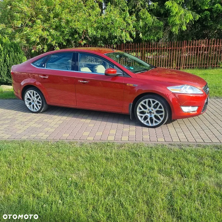 Ford Mondeo 2.5 Ghia - 27