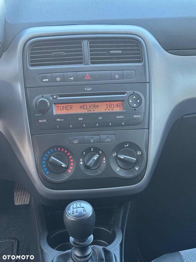 Fiat Grande Punto - 8