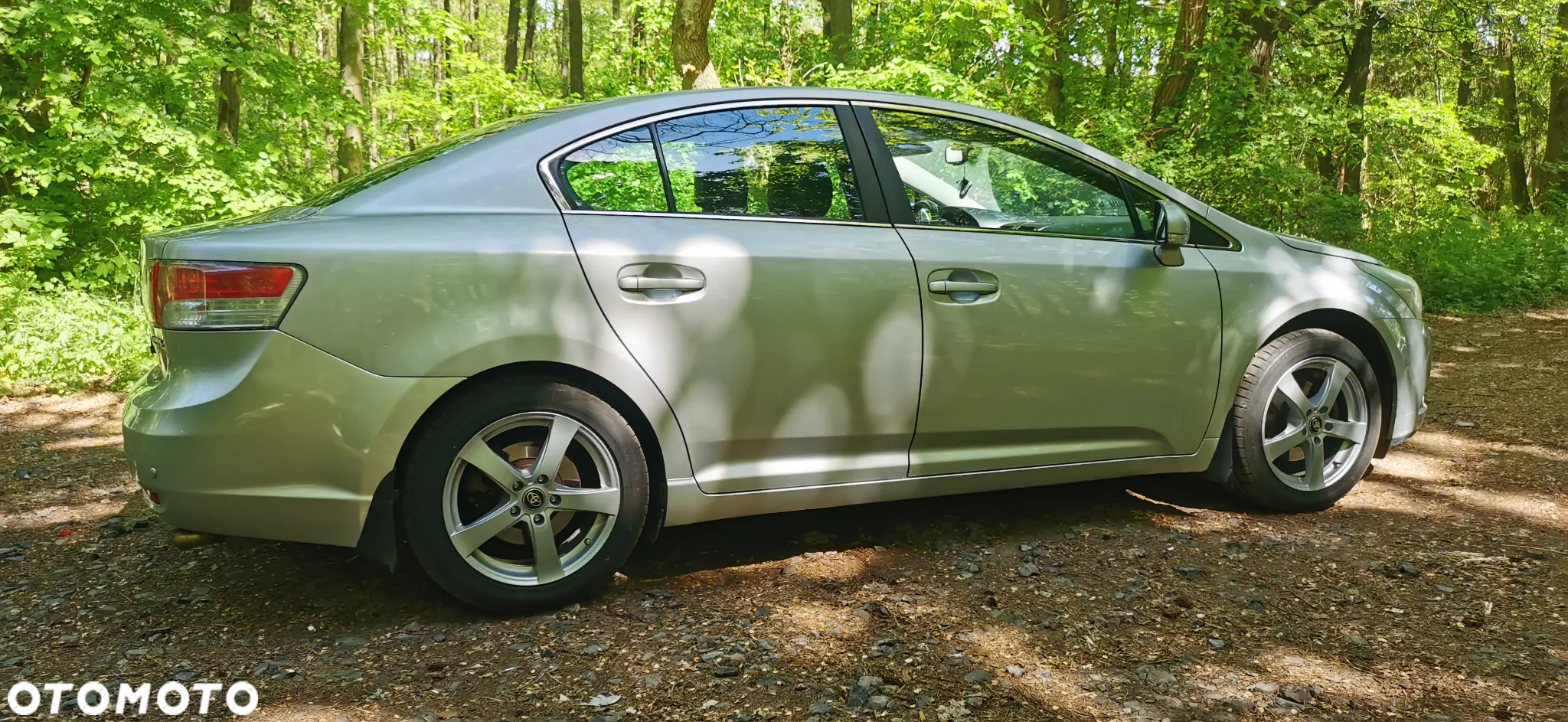 Toyota Avensis 1.8 Sol plus - 8
