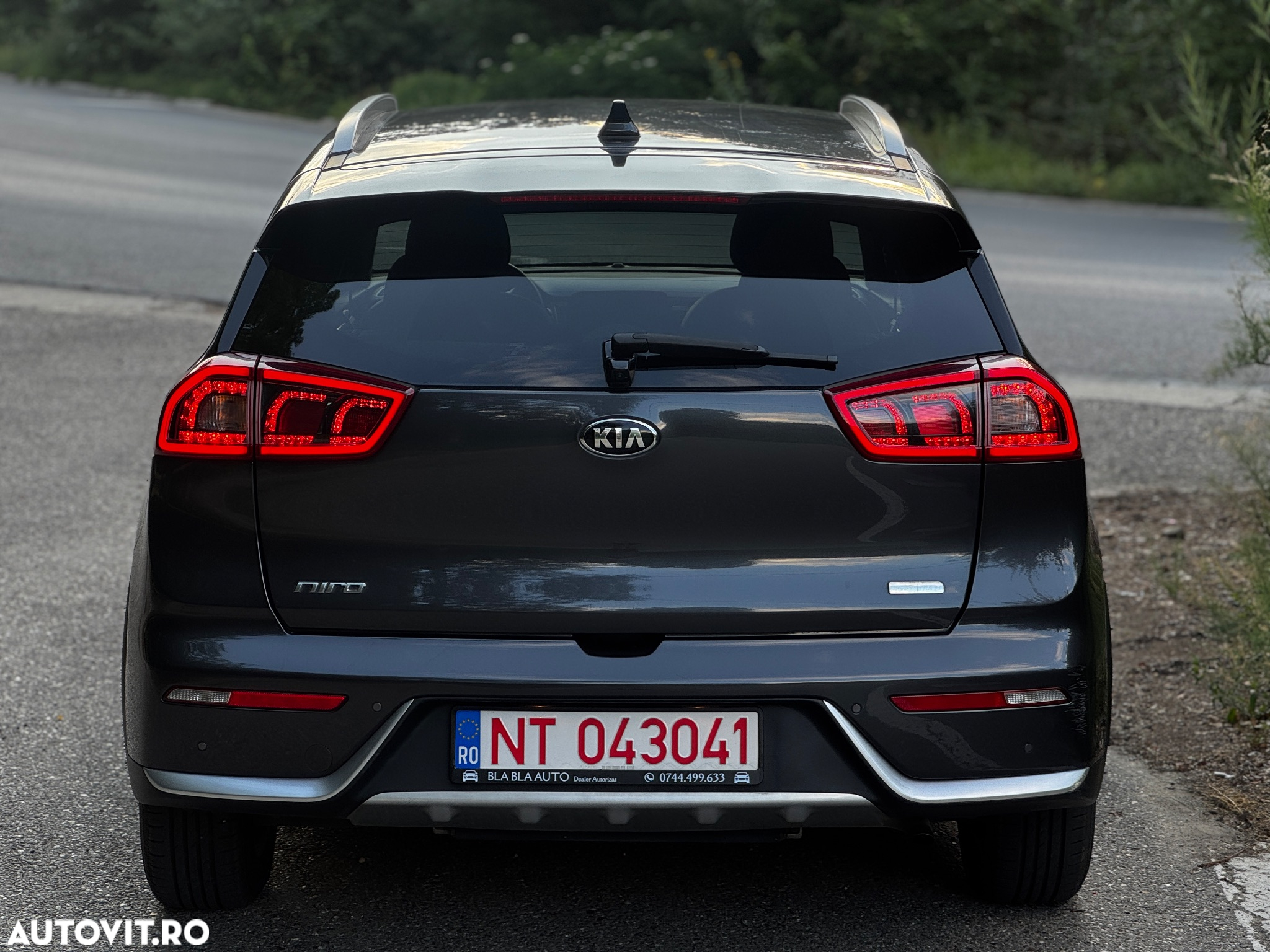 Kia Niro 1.6 GDI HEV 2WD OPF Aut. Spirit - 21