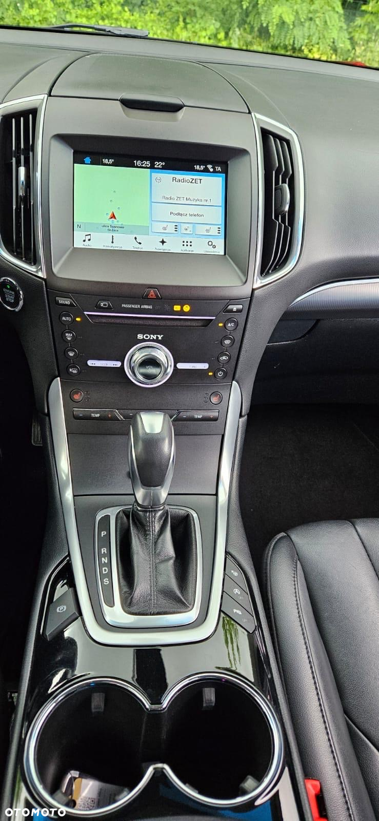 Ford Edge 2.0 TDCi Bi-Turbo 4x4 Titanium - 29