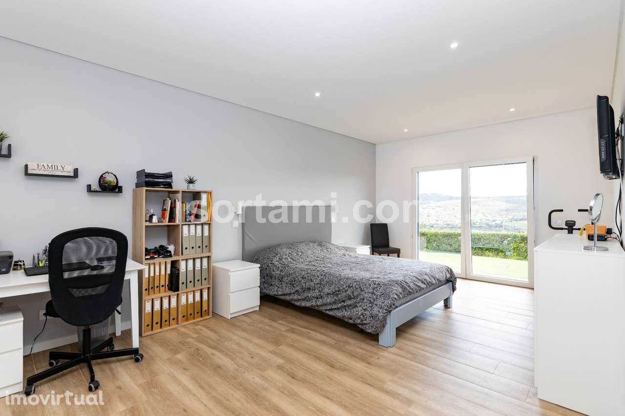 Moradia Isolada T4 Venda em Querença, Tôr e Benafim,Loulé - Grande imagem: 5/32