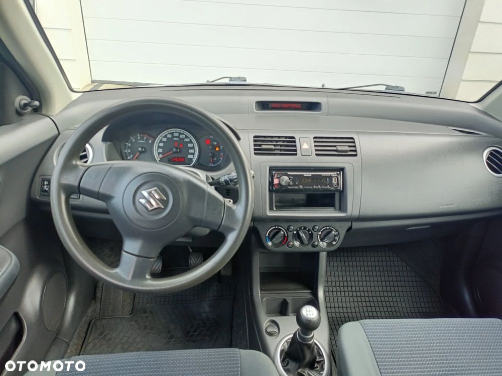 Suzuki Swift 1.3 Comfort - 13