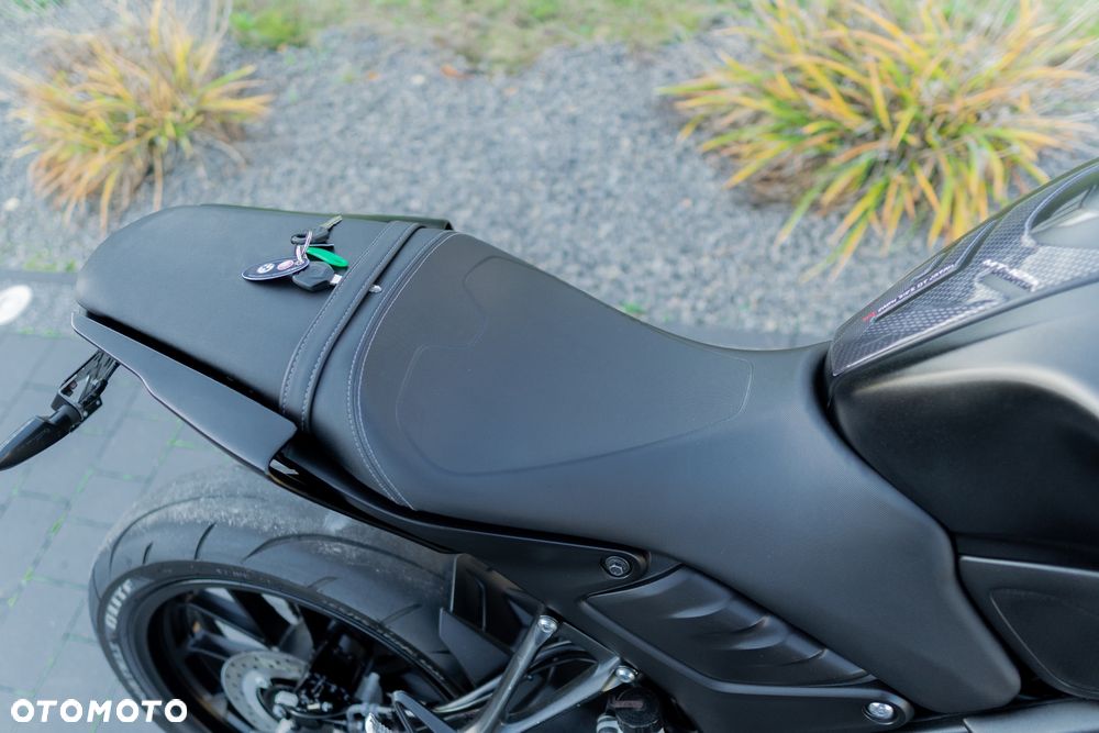 Yamaha MT - 19