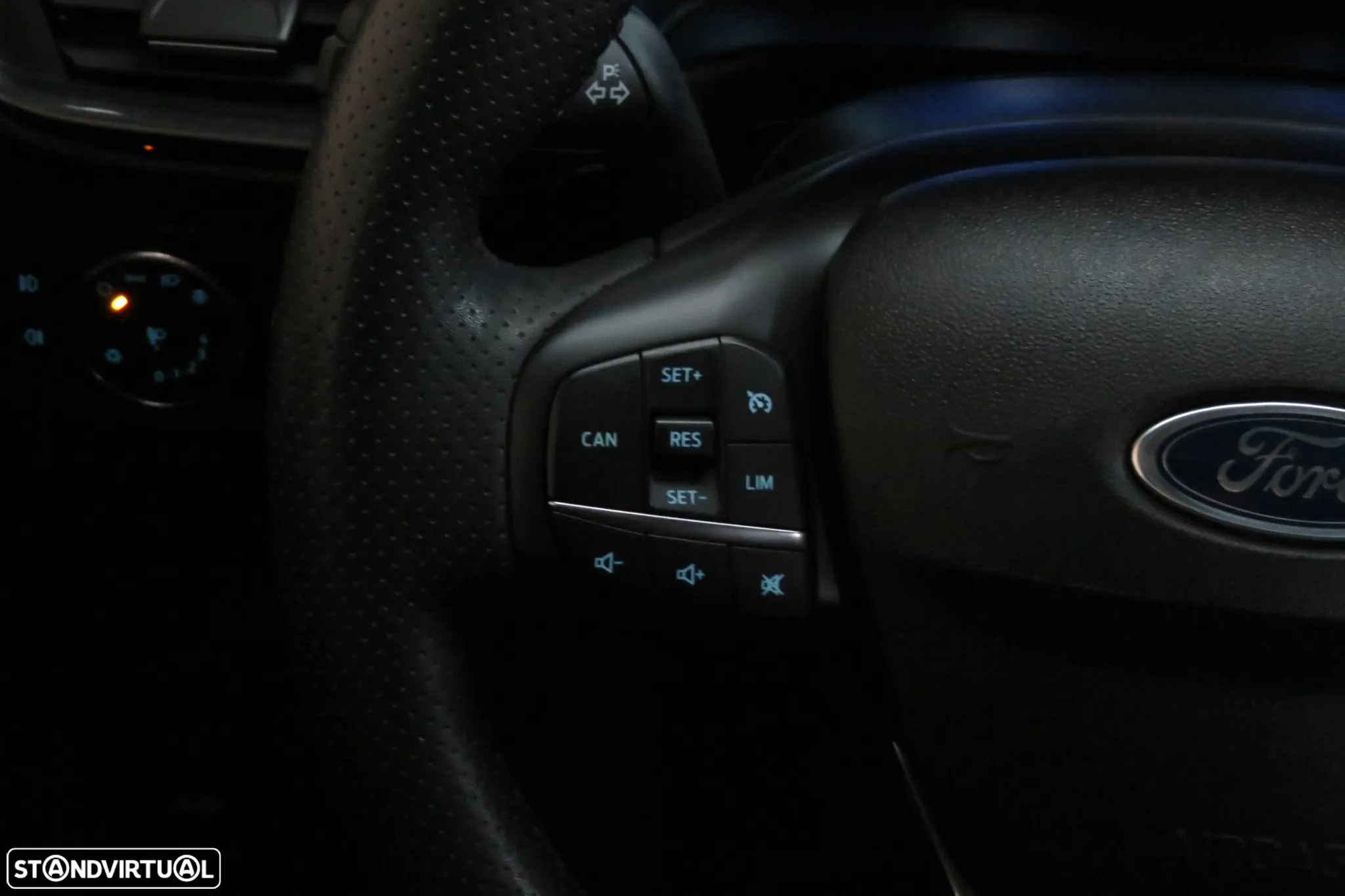 Ford Fiesta 1.0 EcoBoost ST-Line X - 26