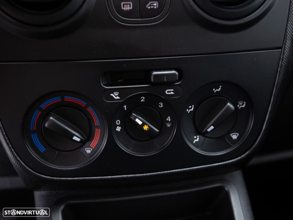 Fiat Fiorino 1.3 M-jet Adventure c/IVA - 16