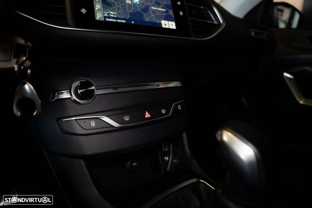 Peugeot 308 1.6 BlueHDi Allure - 22