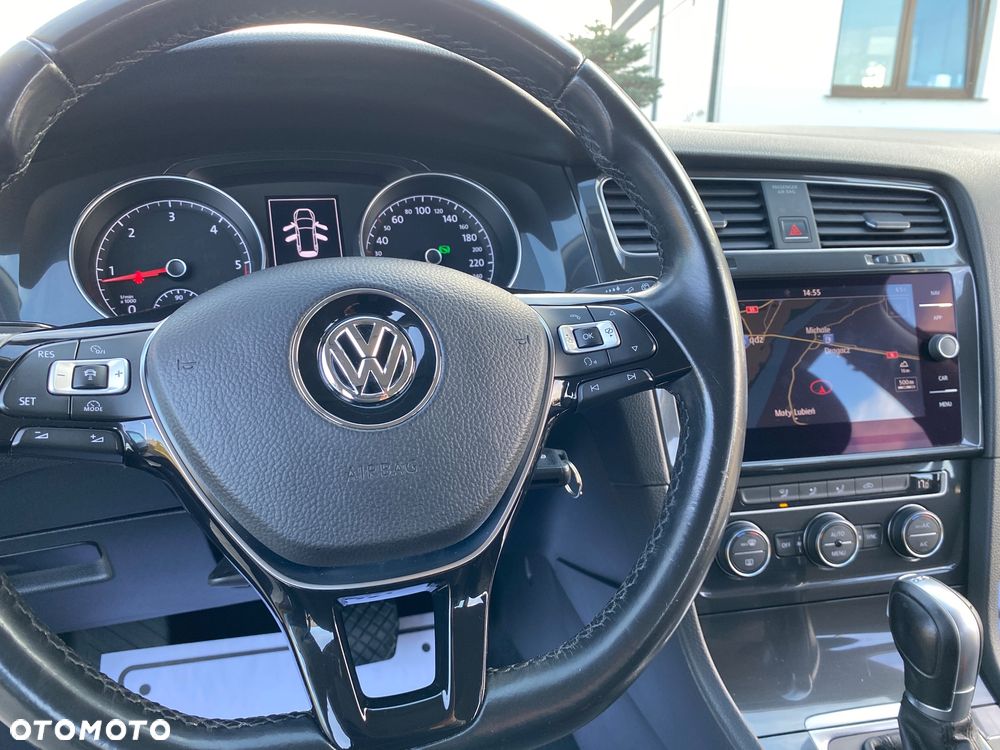 Volkswagen Golf 1.6 TDI SCR DSG Comfortline - 16