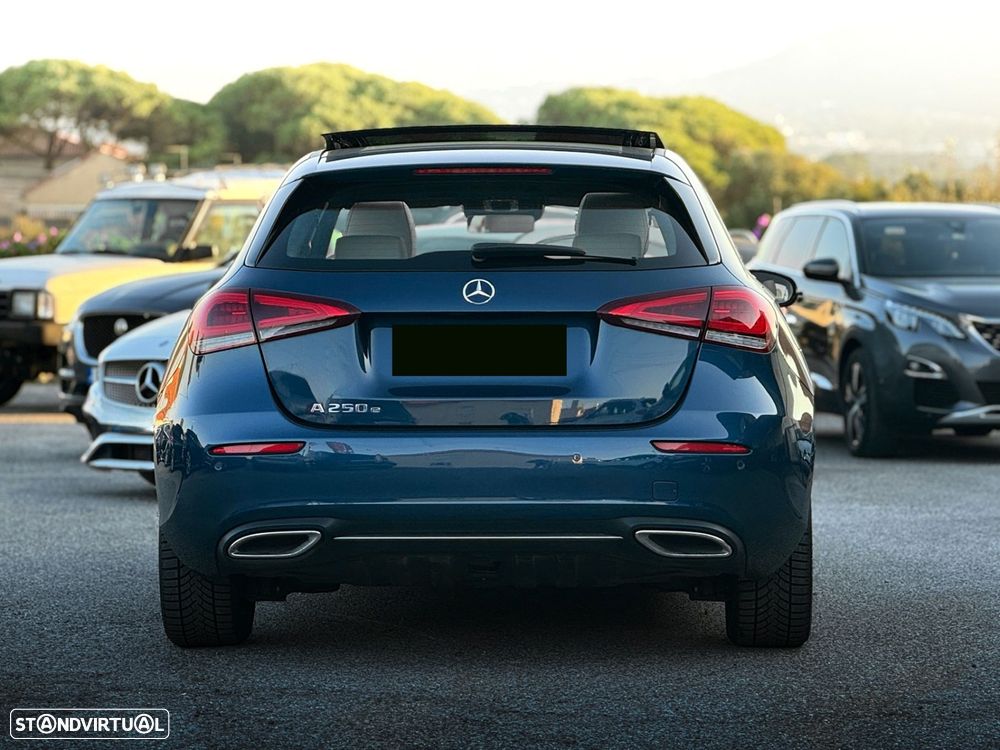 Mercedes-Benz A 250 - 4