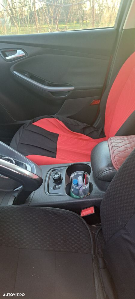 Ford Focus 1.6 TDCI DPF Titanium - 5