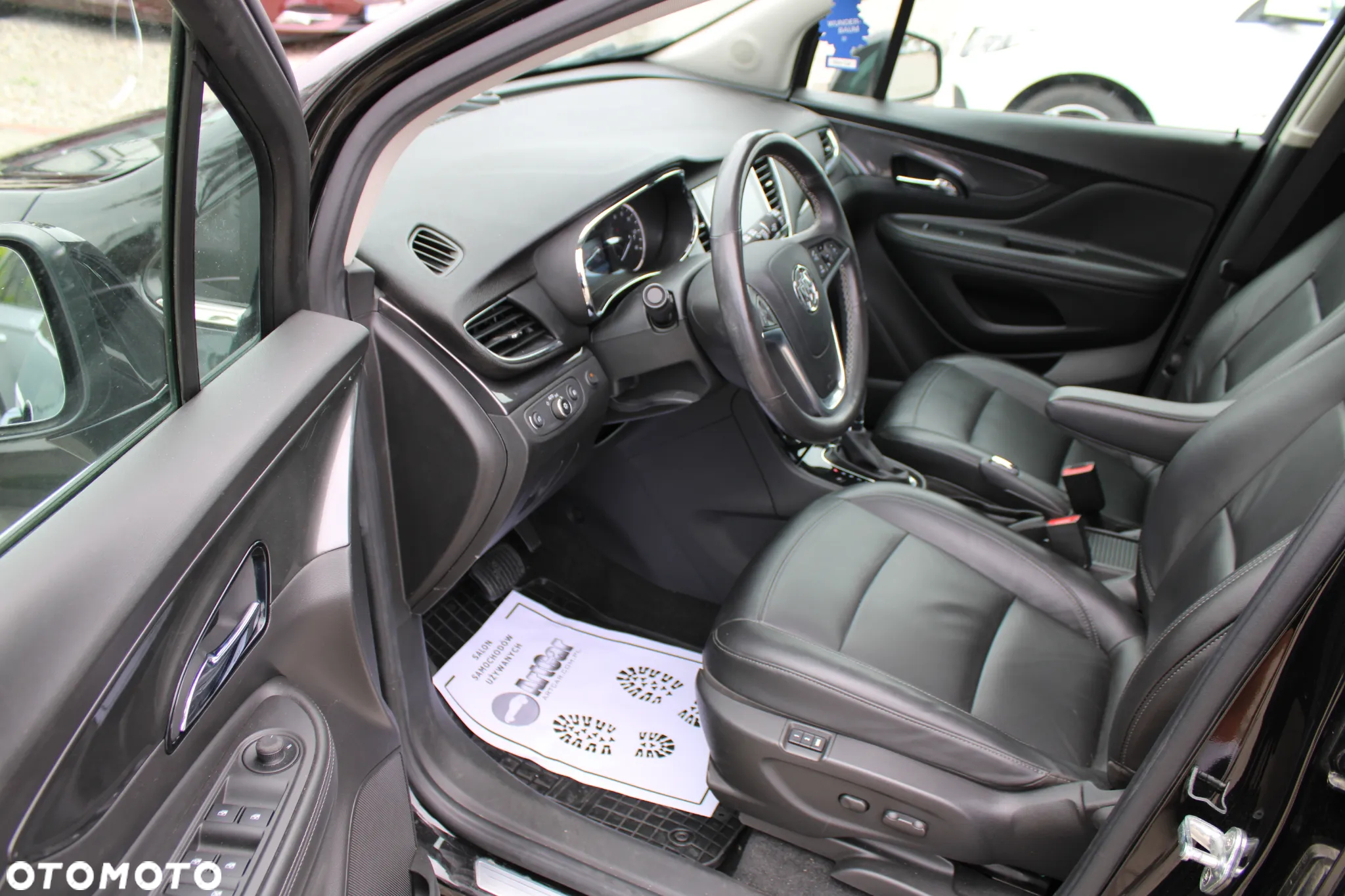 Buick Encore - 21
