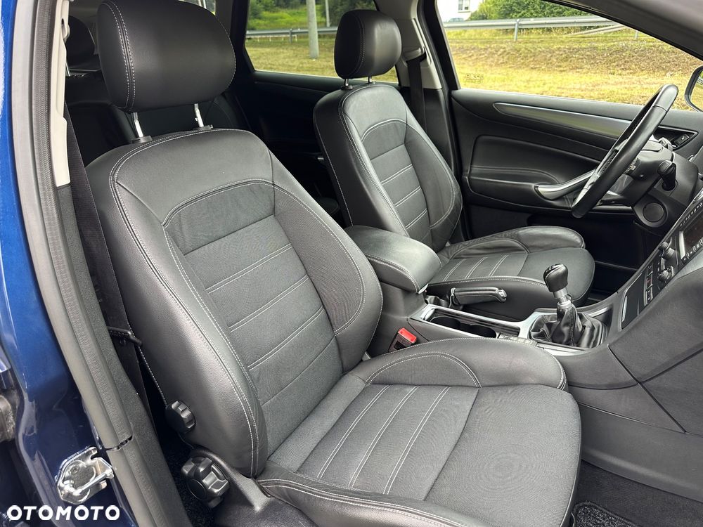 Ford Mondeo 2.0 TDCi Titanium X - 22