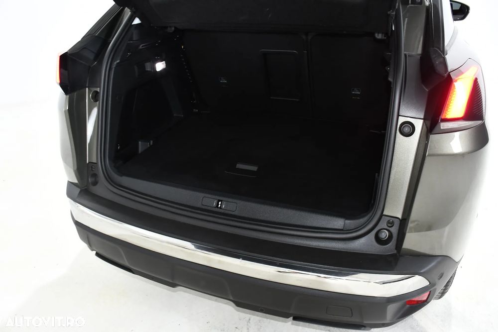 Peugeot 3008 1.2 PureTech Turbo S&S EAT6 Allure - 41