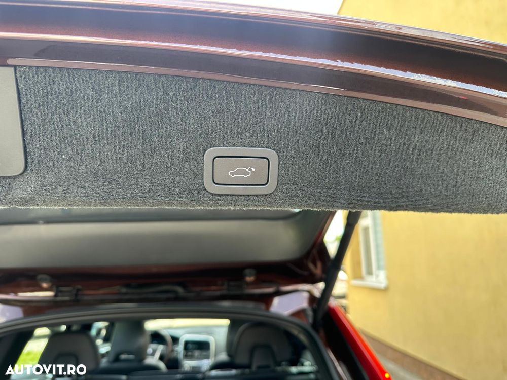 Volvo XC 60 - 22