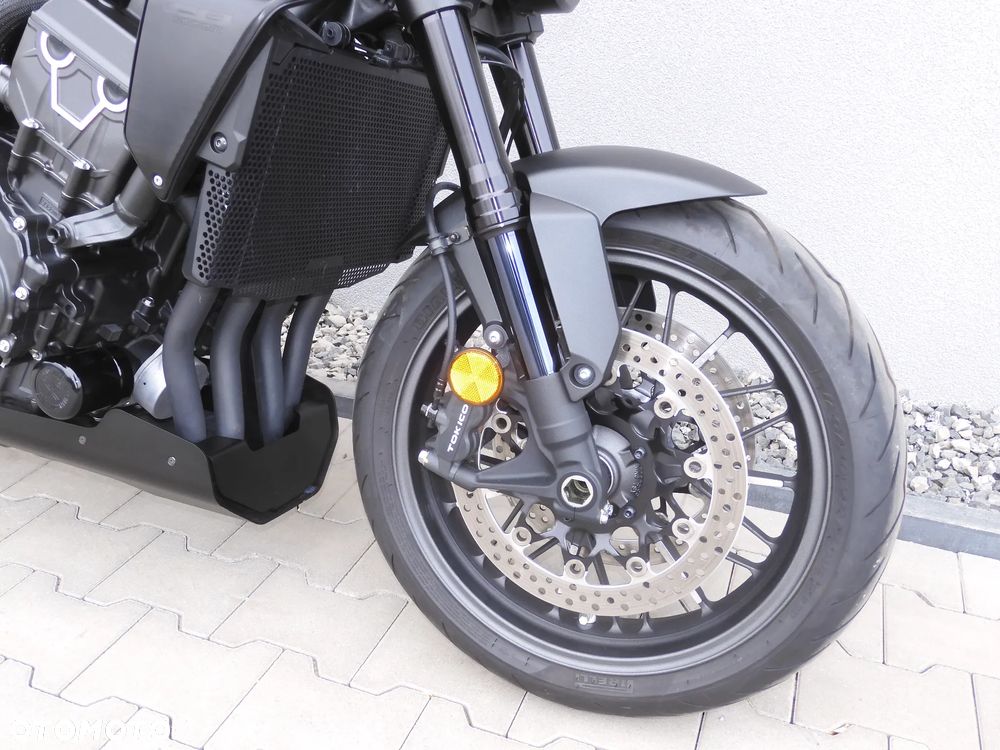 Honda CB - 7
