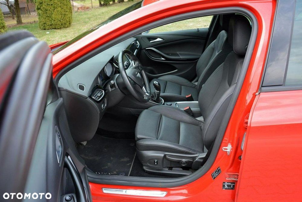 Opel Astra 1.4 Turbo Start/Stop Ultimate - 21