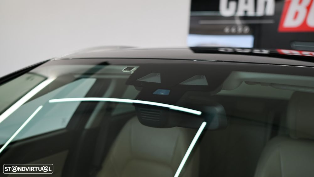 Jaguar XF Sportbrake 2.0 D Portfolio AWD Aut. - 31