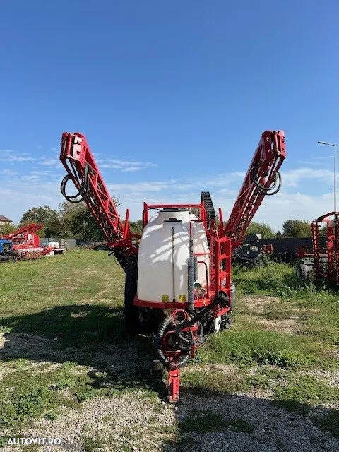Alta MASINA DE ERBICIDAT BARGAM ELIOS 3200/24 - 2