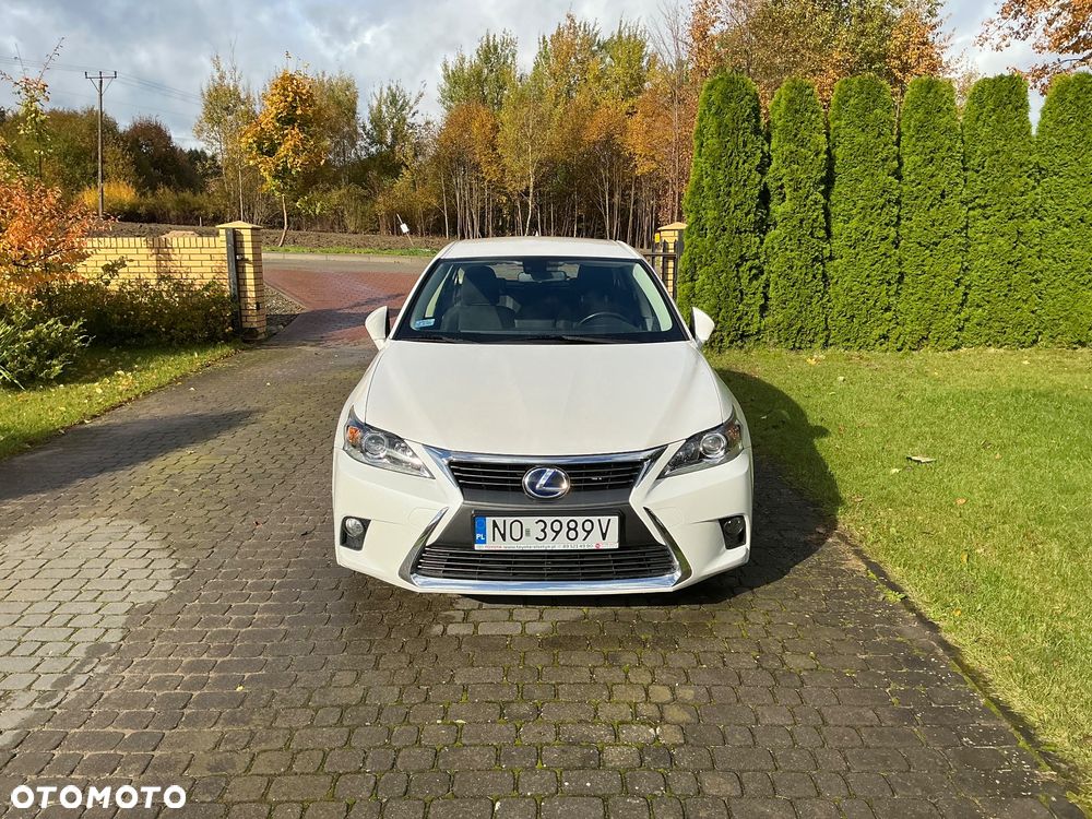 Lexus CT - 2