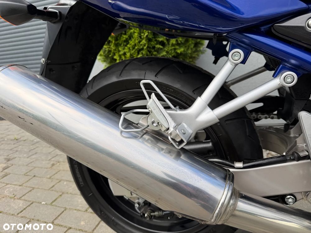 Suzuki Bandit - 25