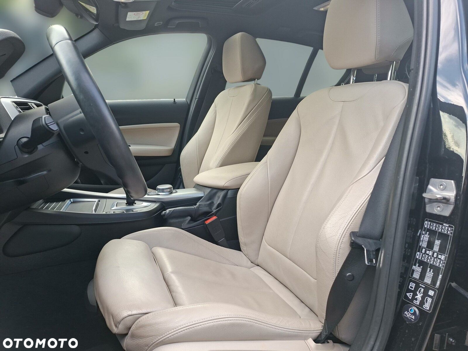 BMW Seria 1 - 12