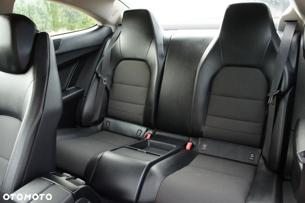 Mercedes-Benz Klasa C 180 BlueEFFICIENCY - 14