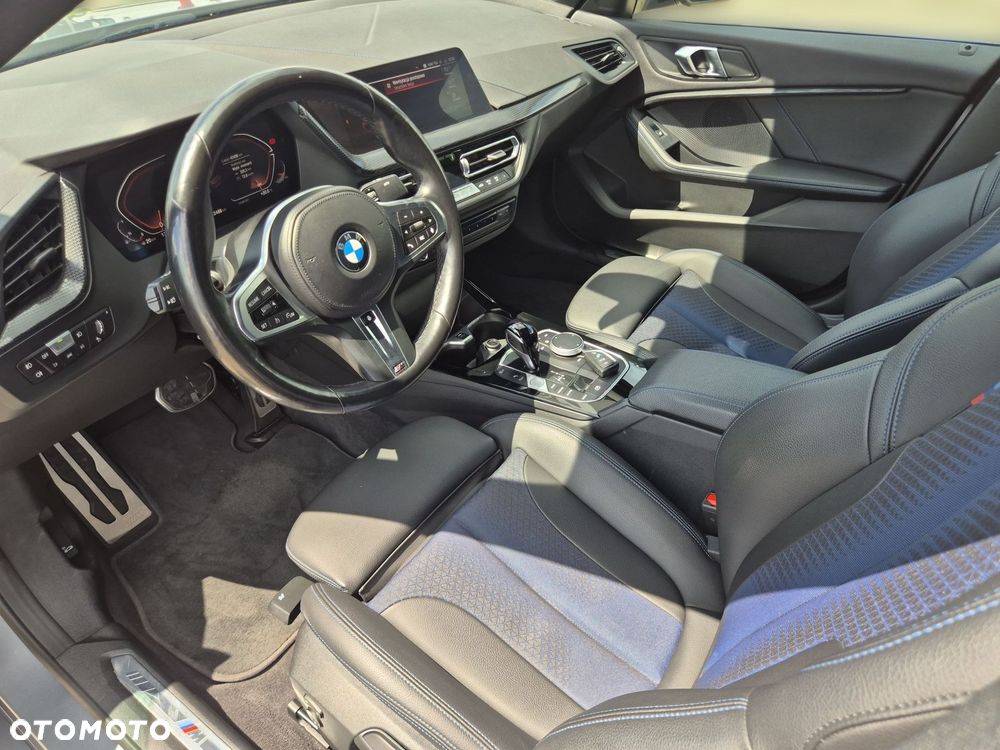 BMW Seria 2 218i M Sport - 10