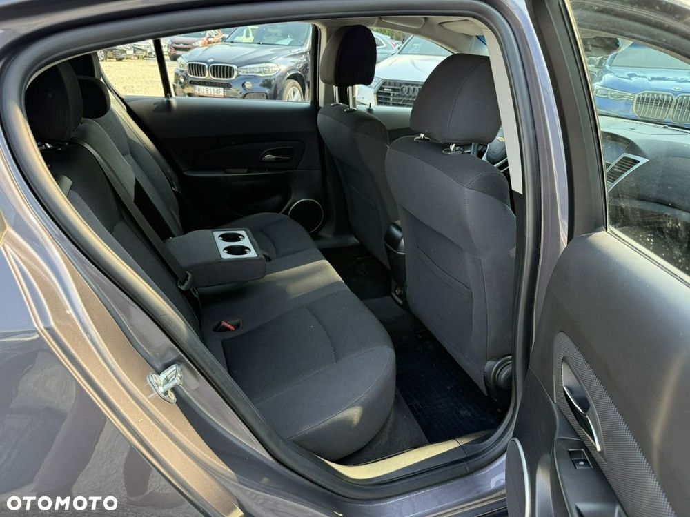 Chevrolet Cruze 2.0 D LT+ - 16