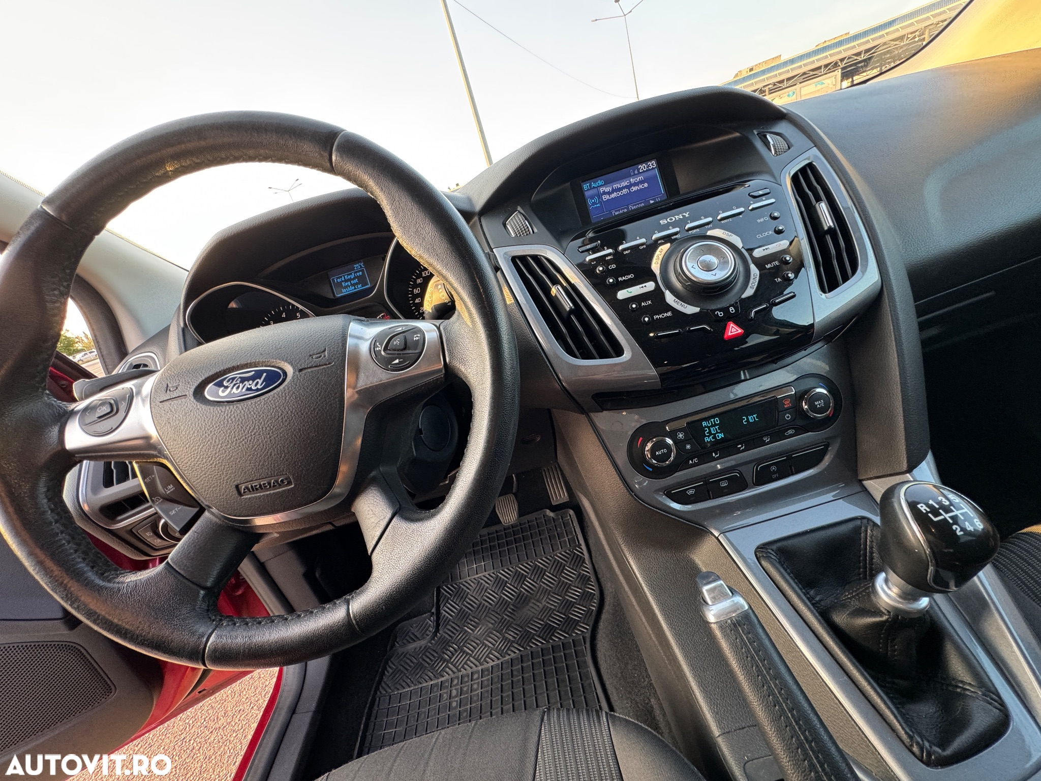 Ford Focus 1.0 EcoBoost Start Stop Titanium - 20