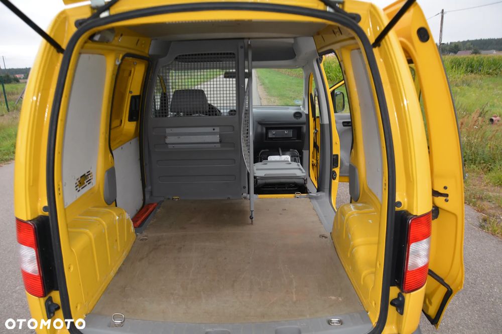 Volkswagen Caddy - 11