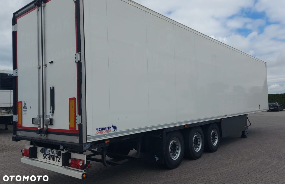 Schmitz Cargobull 98 tys netto - 7