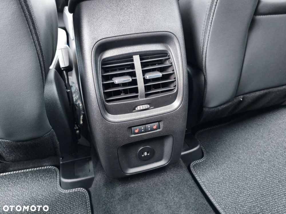 Ford Kuga 2.5 FHEV AWD Blue Cruise Edition eCVT - 35