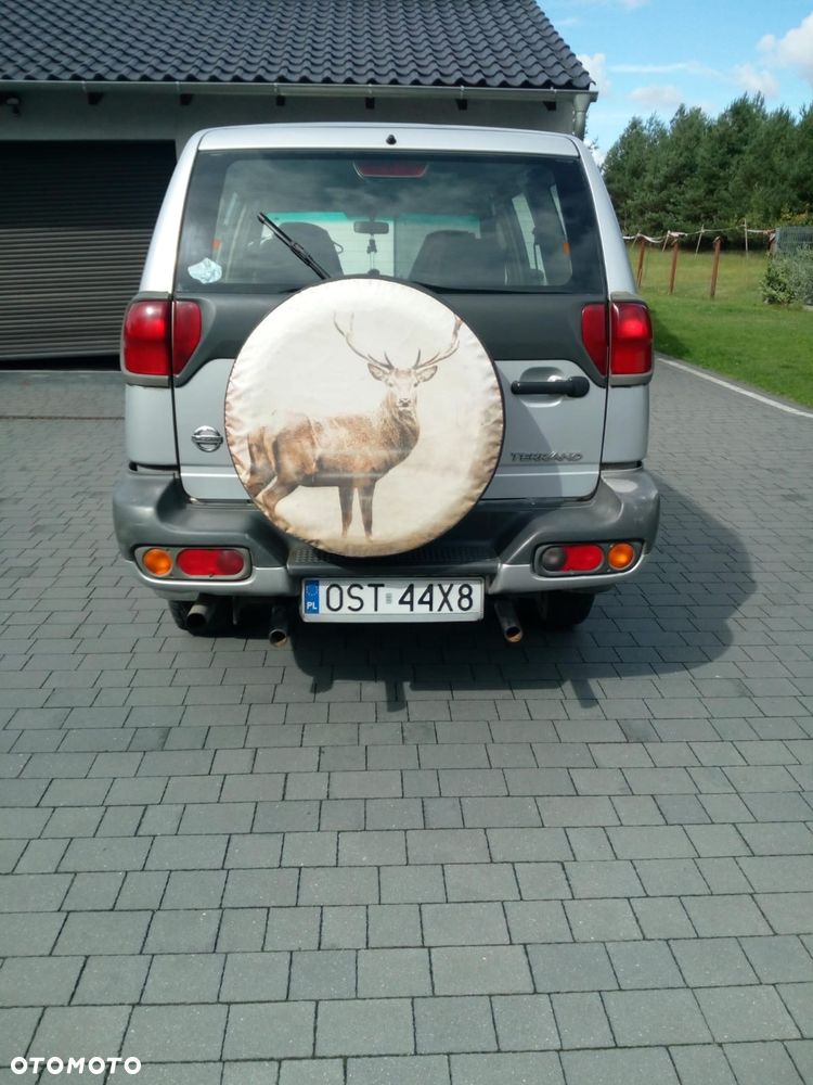 Nissan Terrano - 3