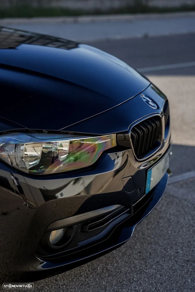 BMW 318 d - 16