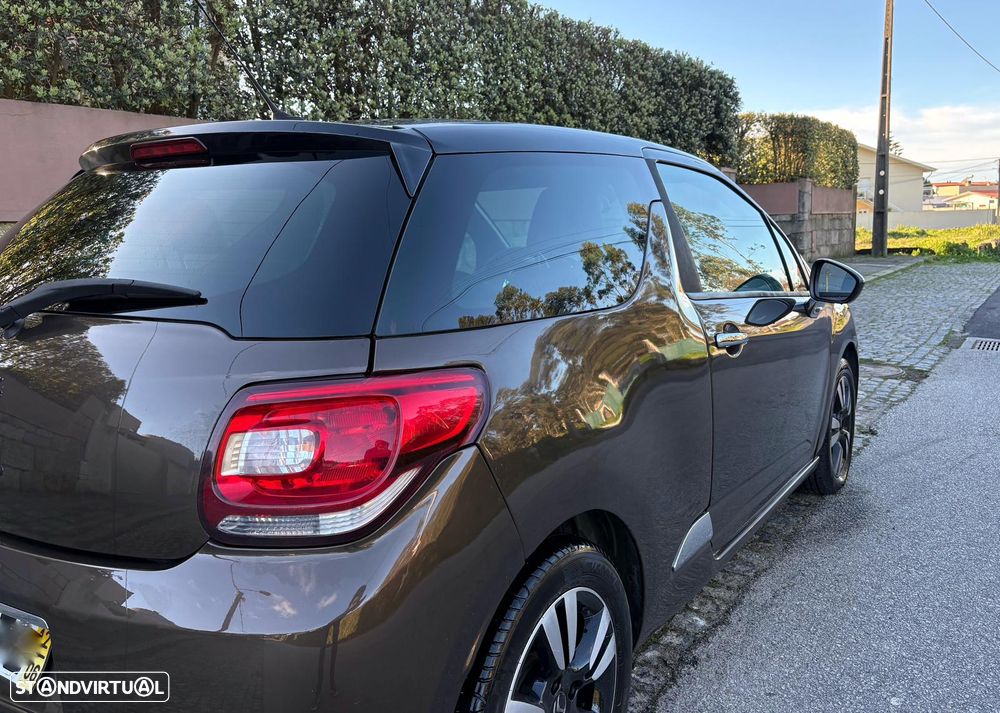 Citroën DS3 1.6 e-HDi So Chic - 14
