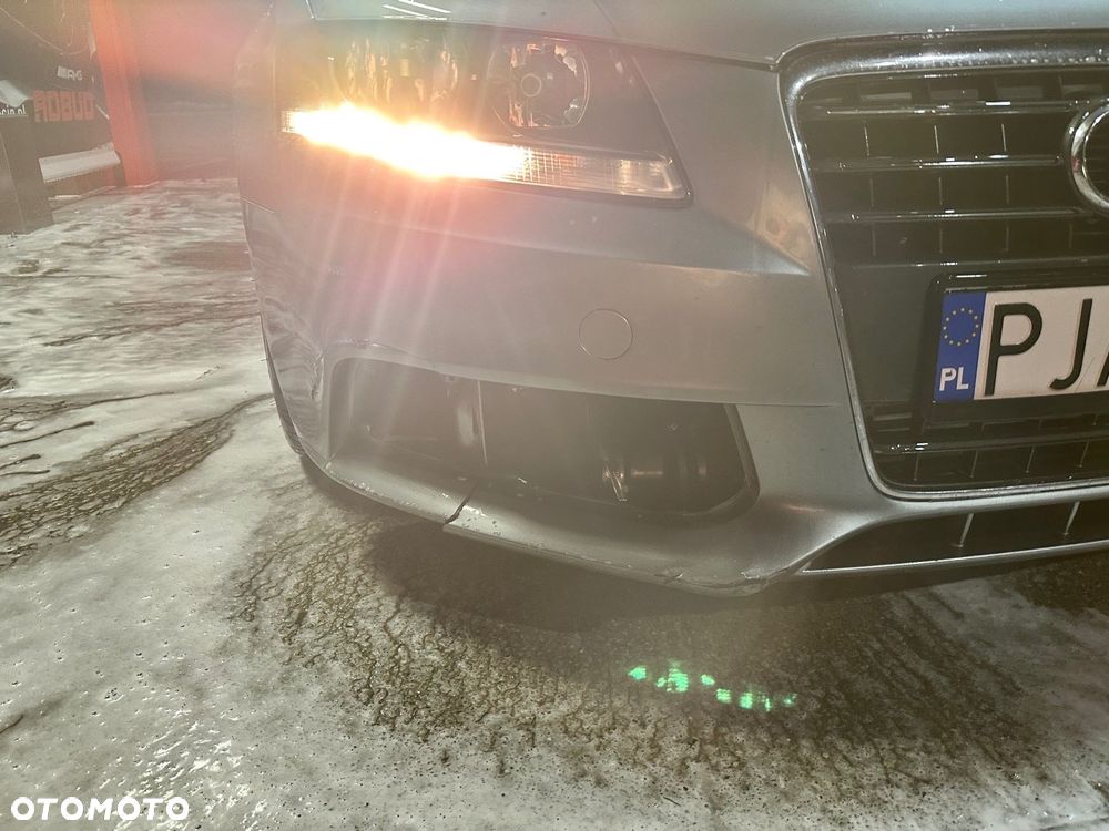 Audi A4 Limousine - 3