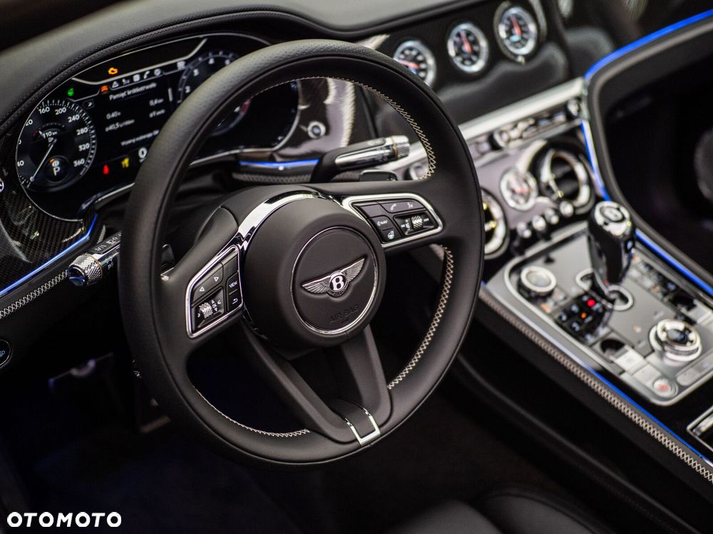 Bentley Continental GT - 11