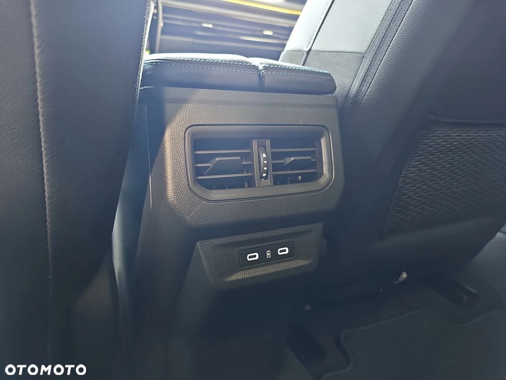 Renault Espace 1.2 E-Tech Full Hybrid 200 esprit Alpine MMT 5os - 32