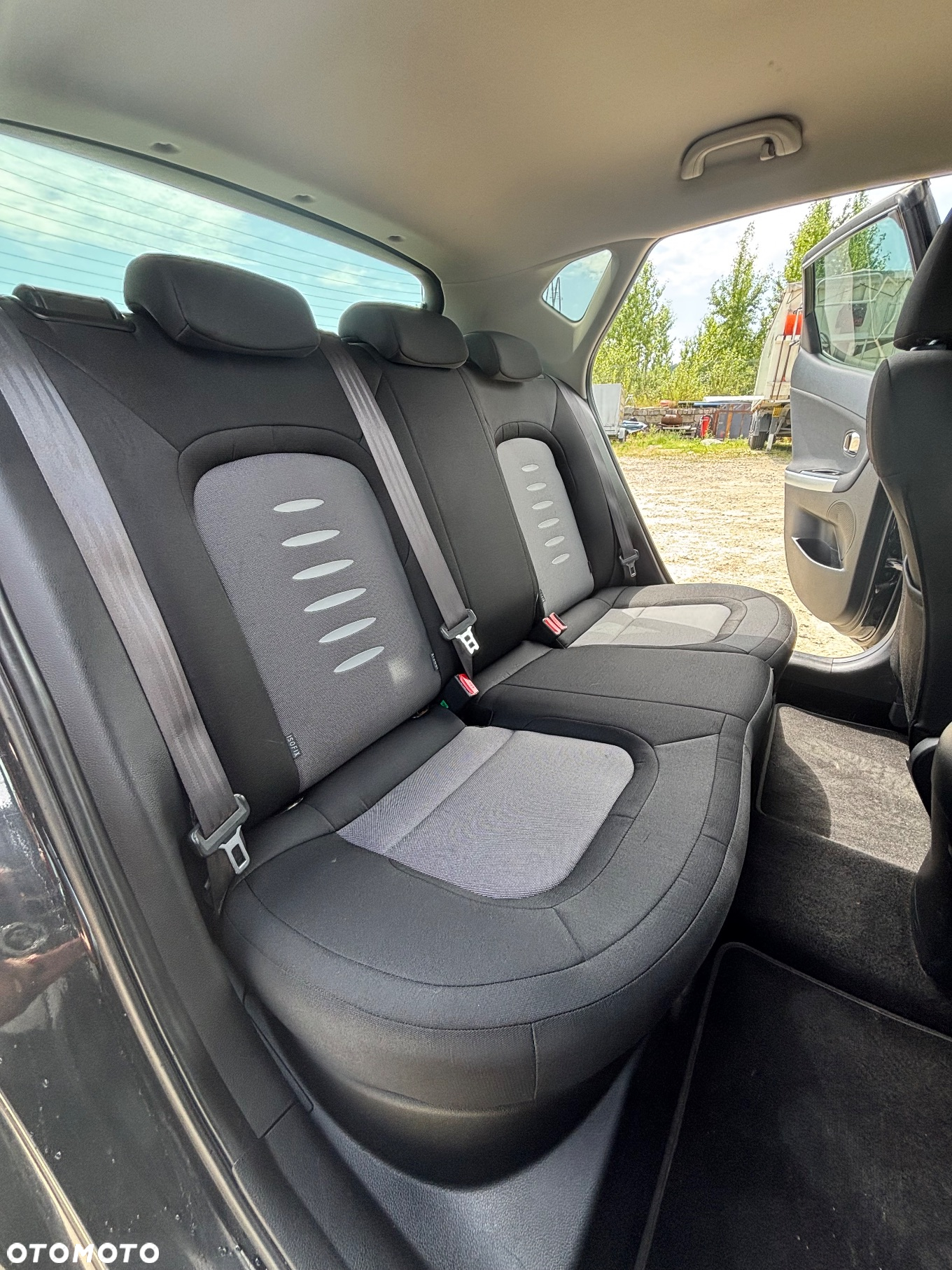 Kia Ceed 1.4 CVVT SW Dream-Team Edition - 24
