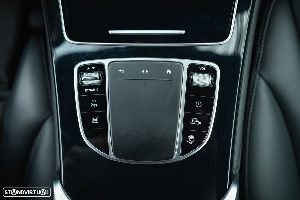 Mercedes-Benz GLC 300 de 4Matic 9G-TRONIC AMG Line Plus - 48