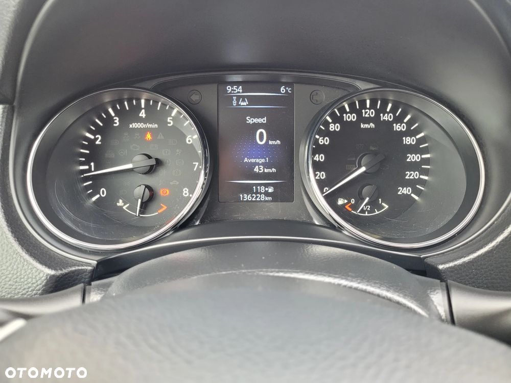 Nissan Qashqai 1.2 DIG-T N-Vision - 30